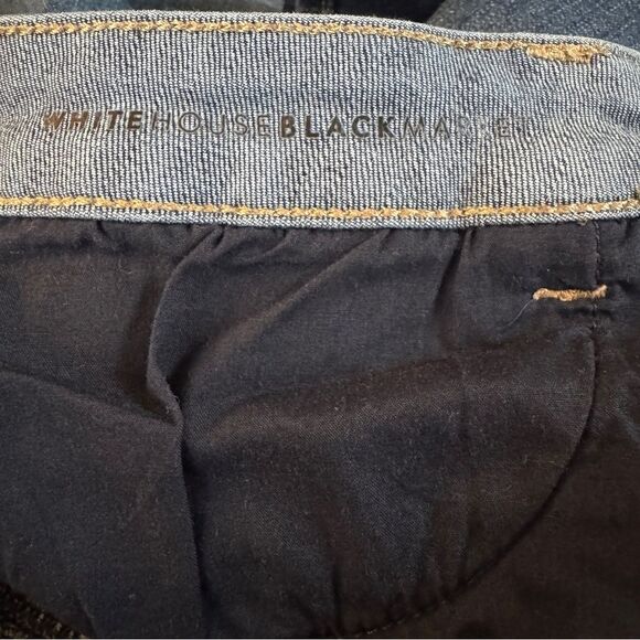 White House Black‎ Market Skinny Jeans With sequins under distressing! Size 2 - Picture 8 of 8